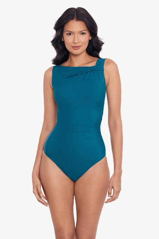 Avra One Piece Swimsuit DD-Cup