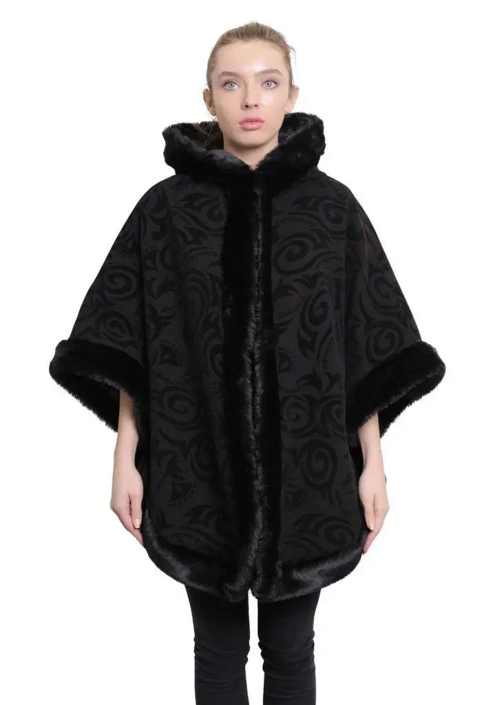 Outdoor SweatshirtsDe La Creme - Women's Tribal Print Fur Lined Hooded Cape