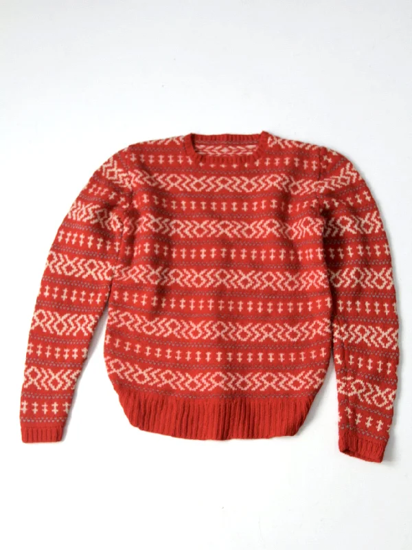 High-Fashion Knit Topsvintage hand-knit fair isle sweater